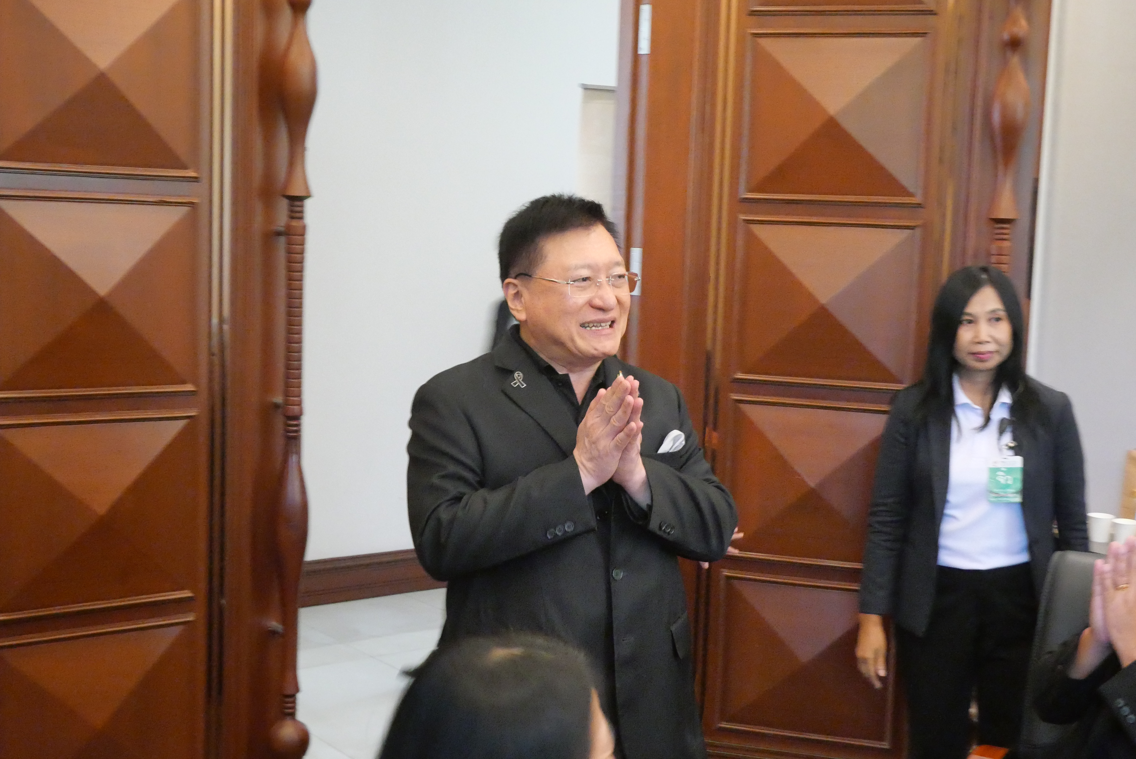 title - ส.ป.ก. เซ็น MOU มูลนิธิสถาบันการสร้างชาติ 